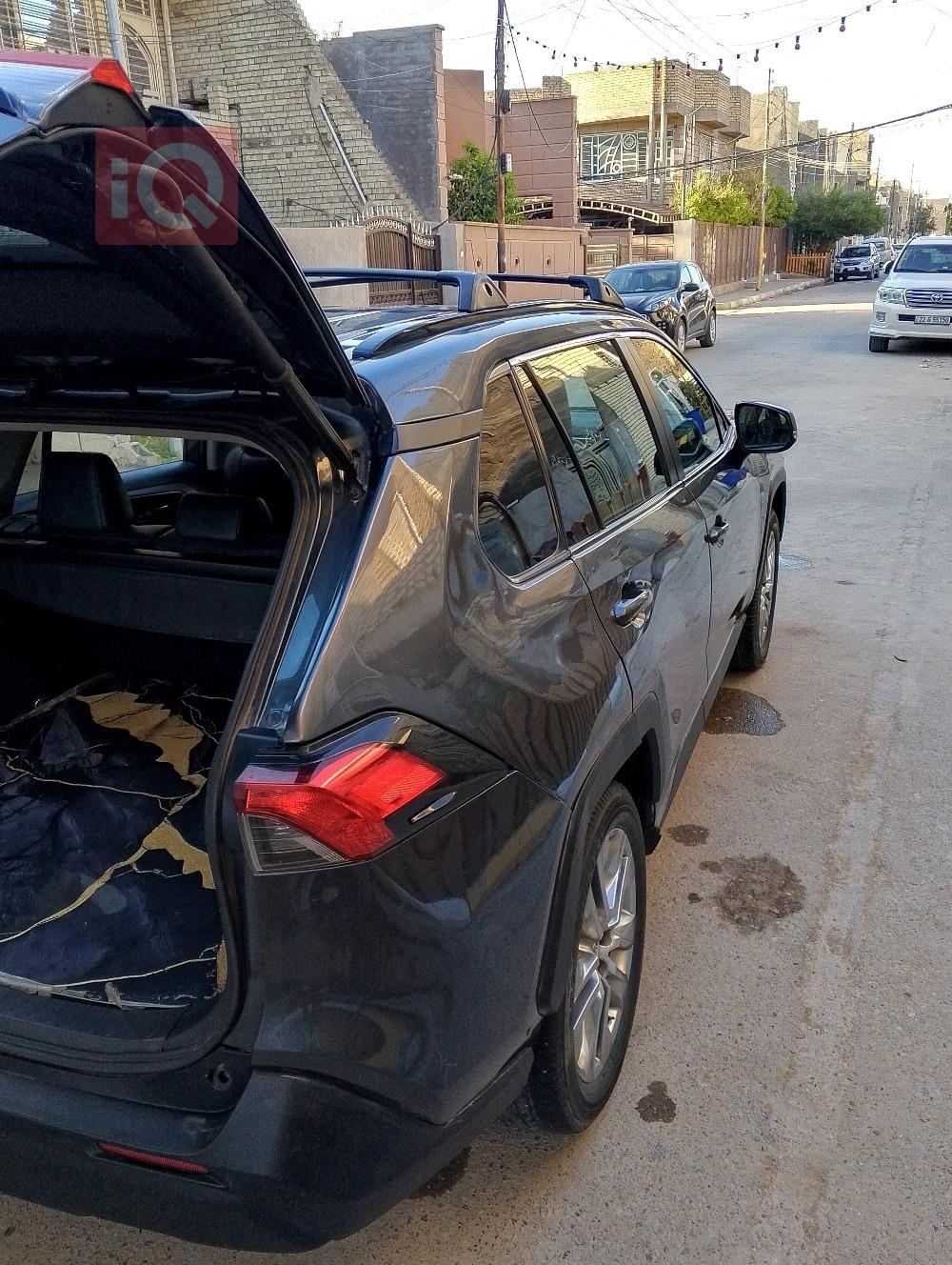 تويوتا راف 4